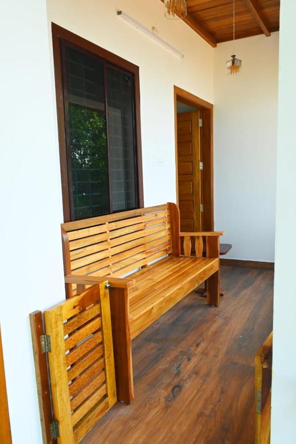 Kayalvarath Paradise Διαμέρισμα Mundrothuruth Εξωτερικό φωτογραφία